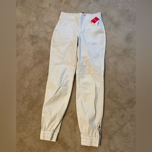 BNWT size M Spanx cargo joggers
